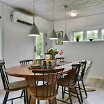 Thrugels - 200m From The Sea By Interhome *